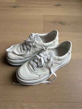 Gucci White Leather platform women’s Sneakers size 37 (women’s 7)